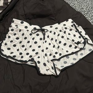 EUC PINK VS drawstring stretchy thin shorts polka dots